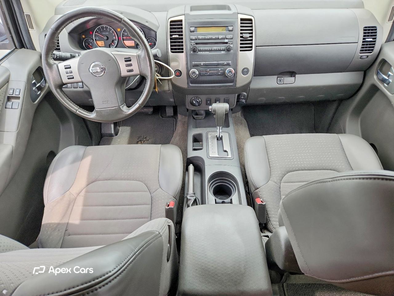 Nissan Navara (Frontier) 2010