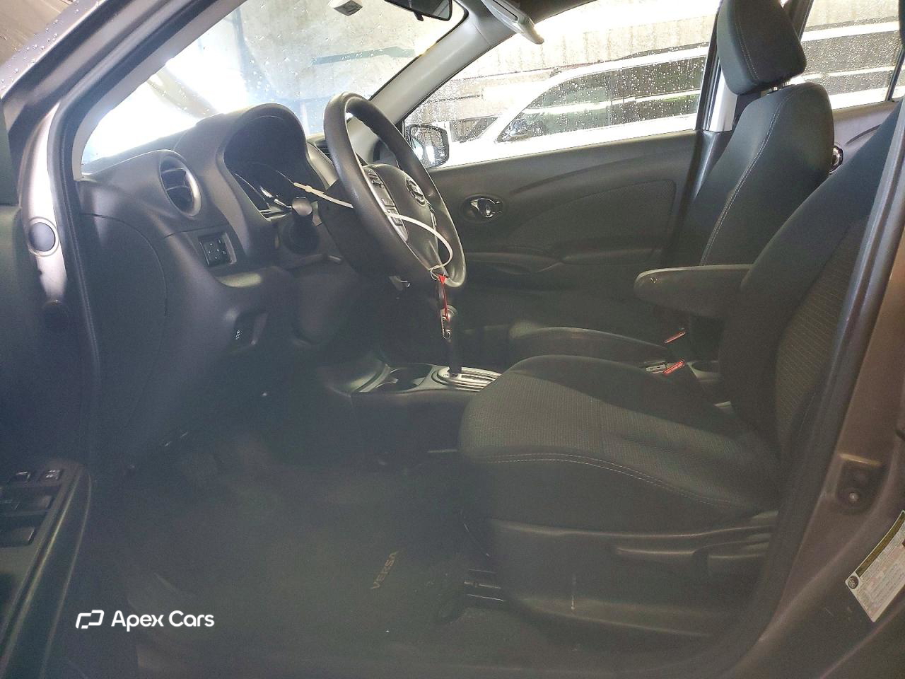 Nissan Versa 2016