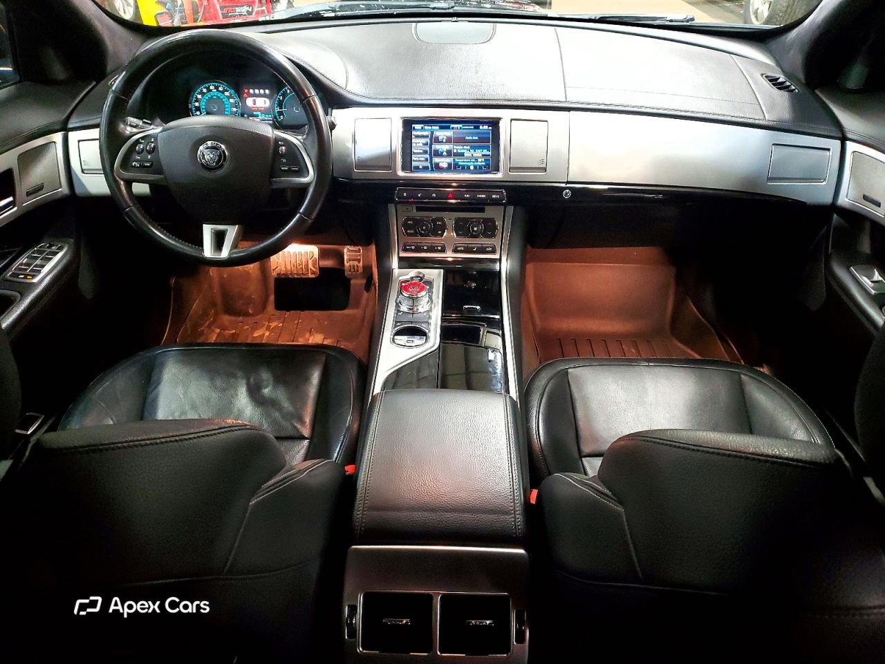 Jaguar XF 2015