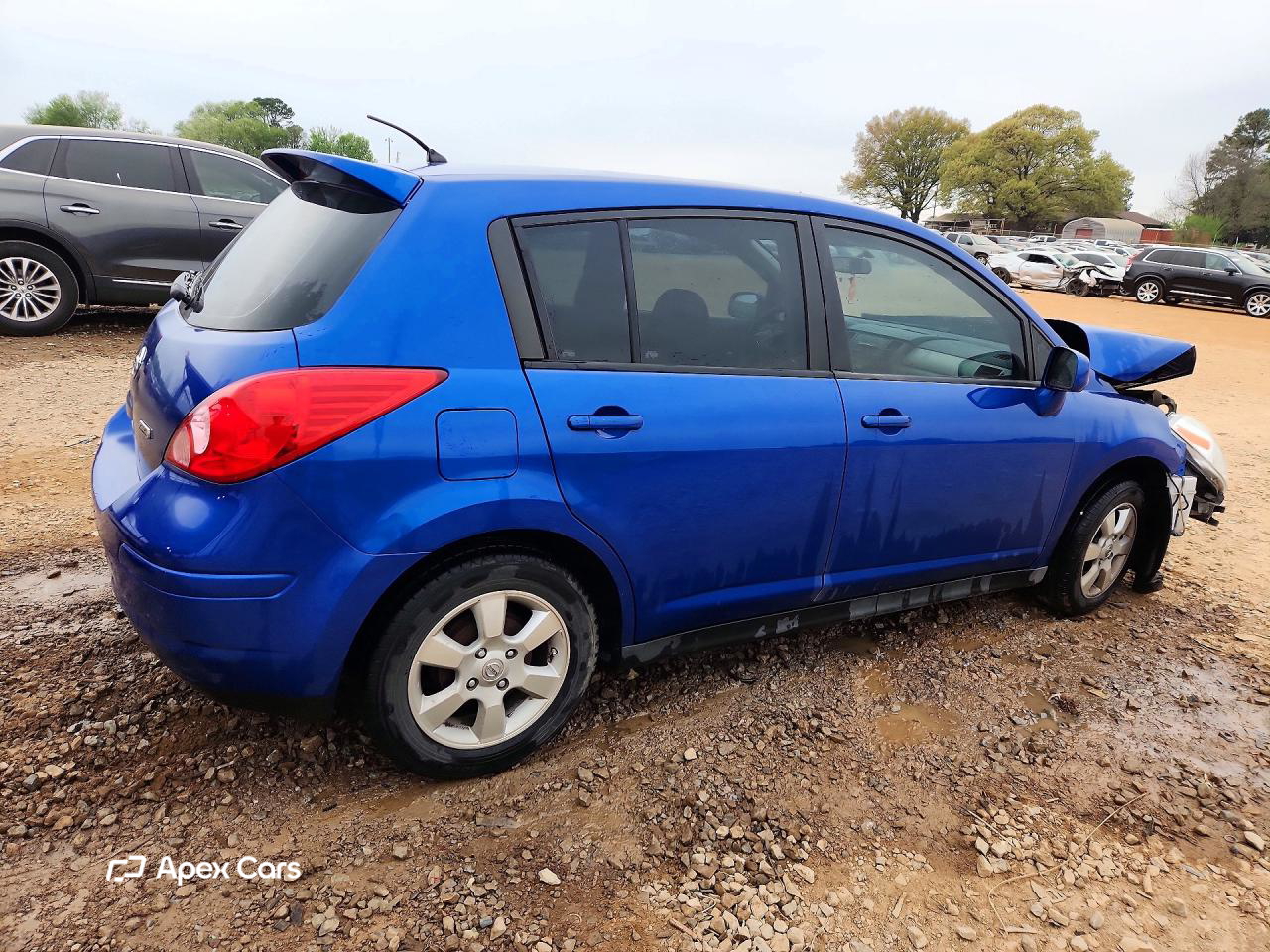 Nissan Versa 2012