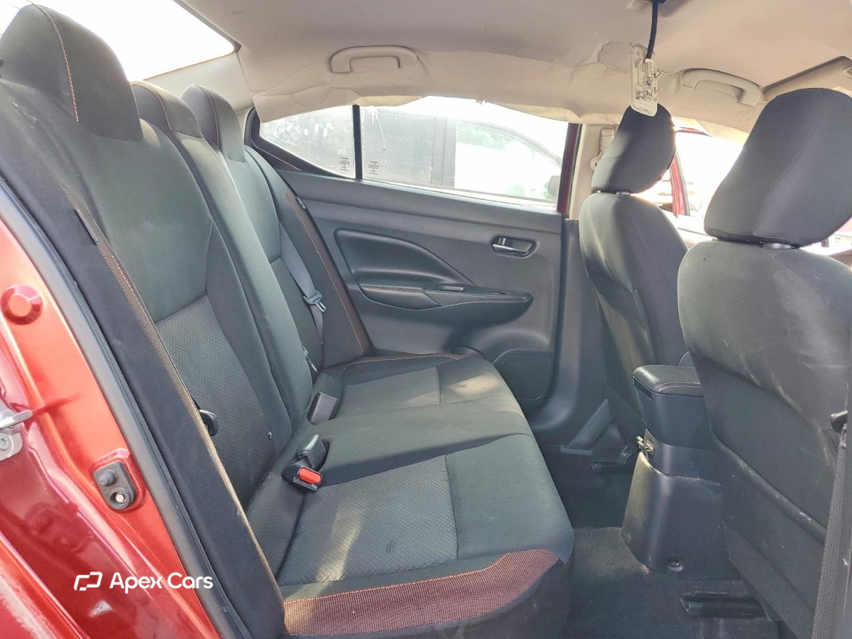 Nissan Versa 2020
