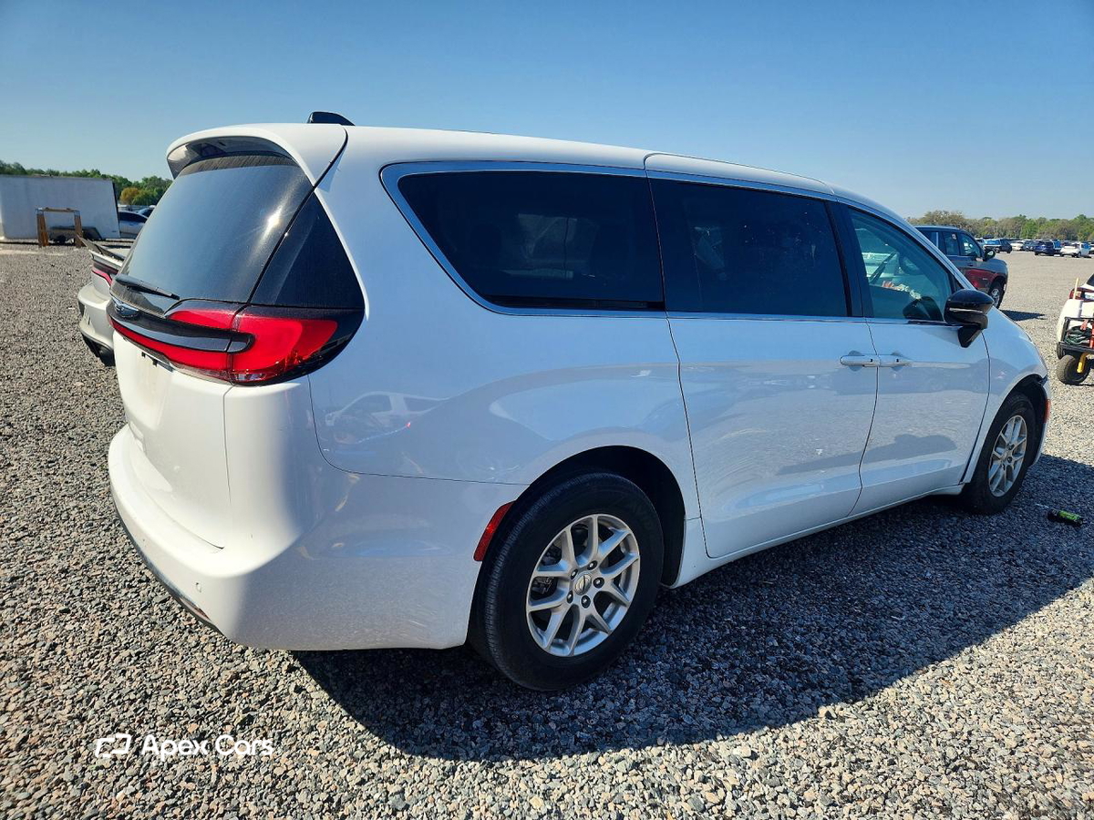 Chrysler Pacifica 2024