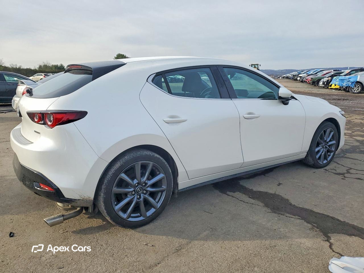 Mazda 3 2025