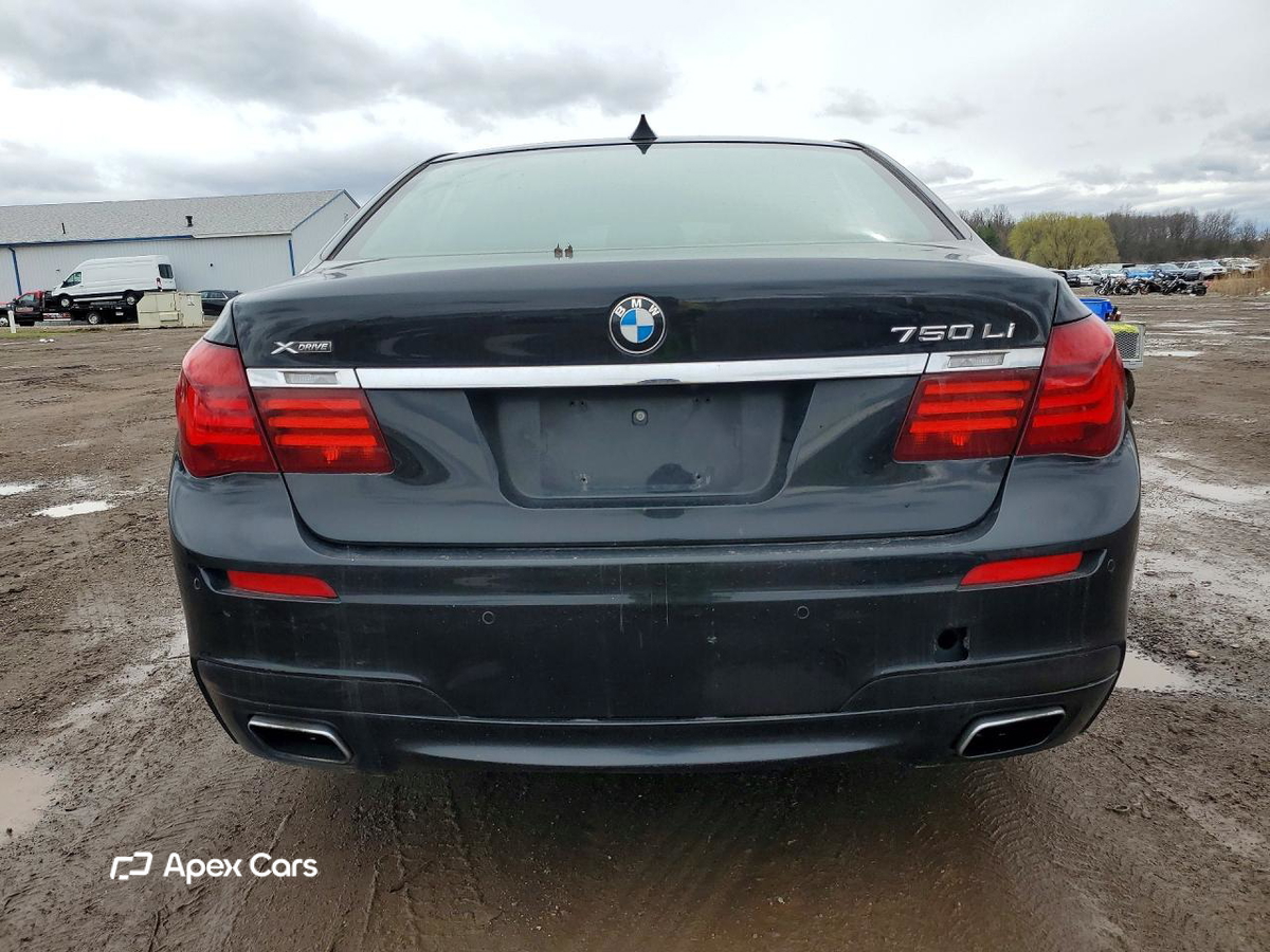 BMW Series 7 2013