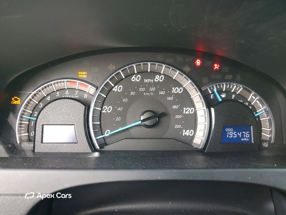 Toyota Camry 2012