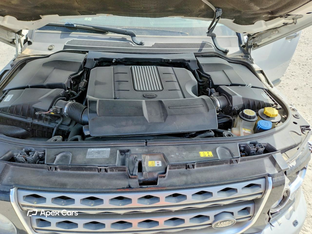 Land Rover LR4 2016
