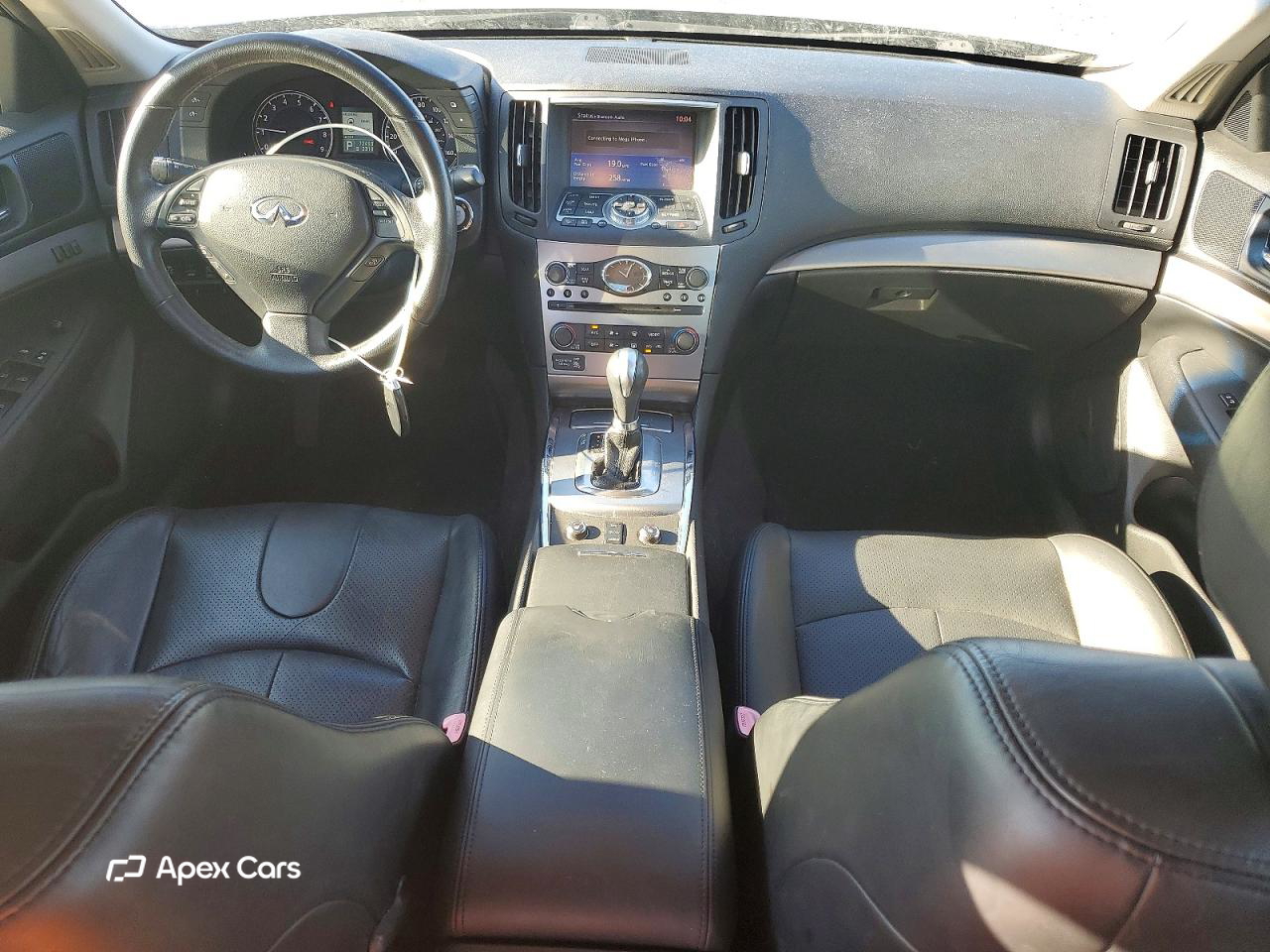 Infiniti G 2012