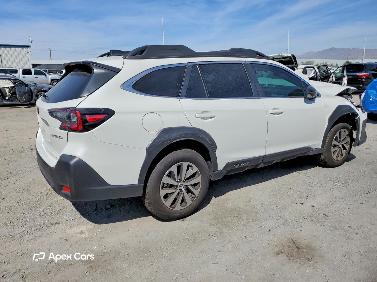 Subaru Outback 2025