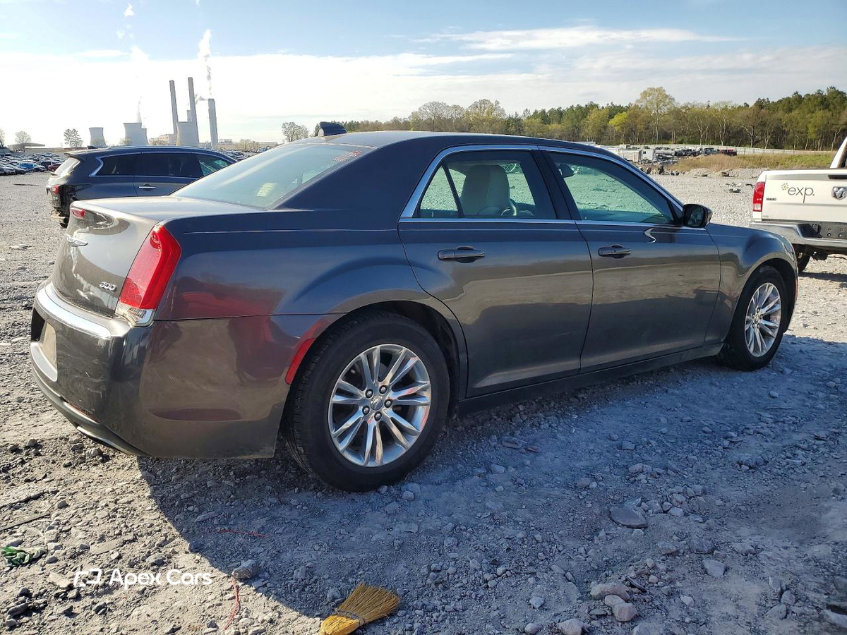 Chrysler 300 2017