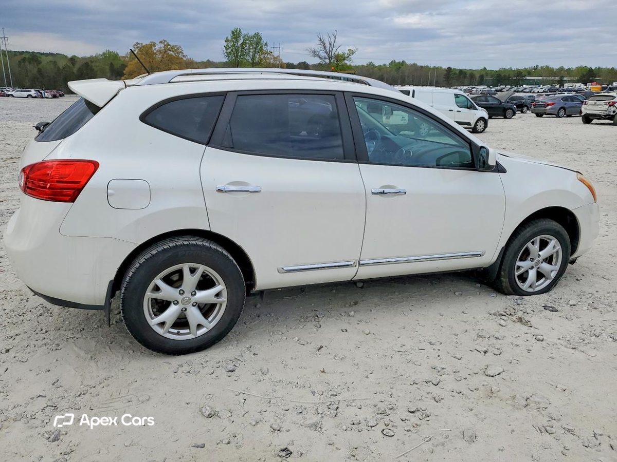 Nissan Rogue 2011