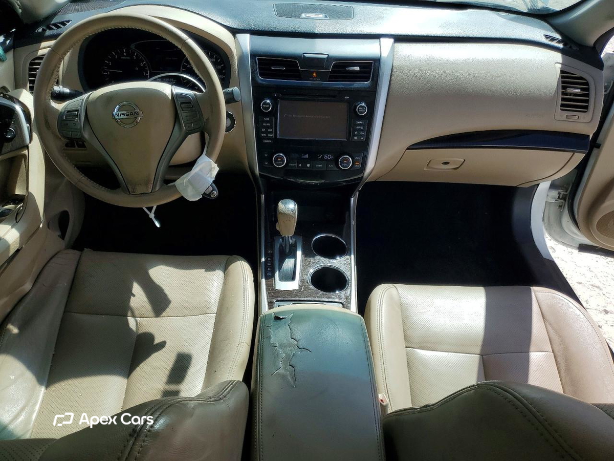 Nissan Altima 2015