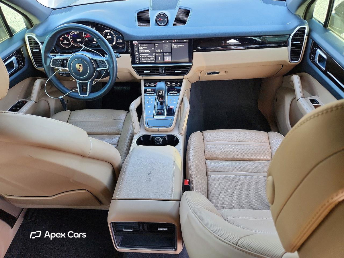 Porsche Cayenne 2020