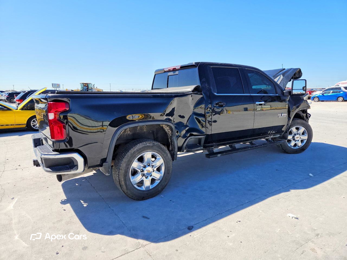 Chevrolet Silverado 2021