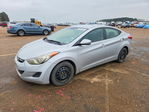 Hyundai Elantra 2011