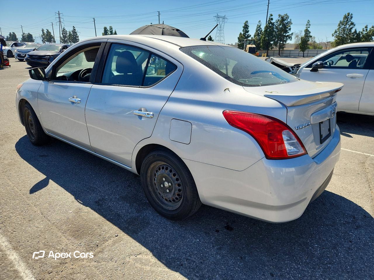 Nissan Versa 2017