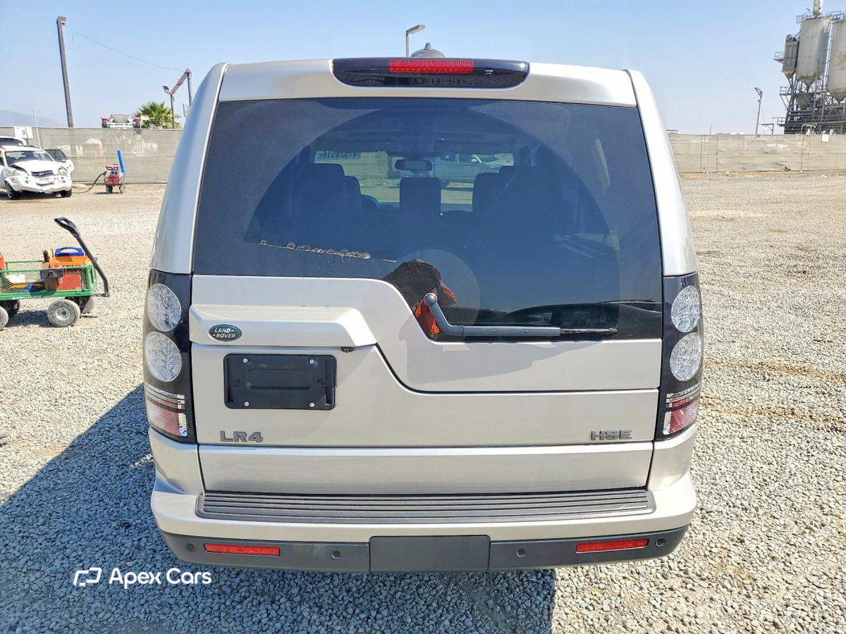 Land Rover LR4 2015