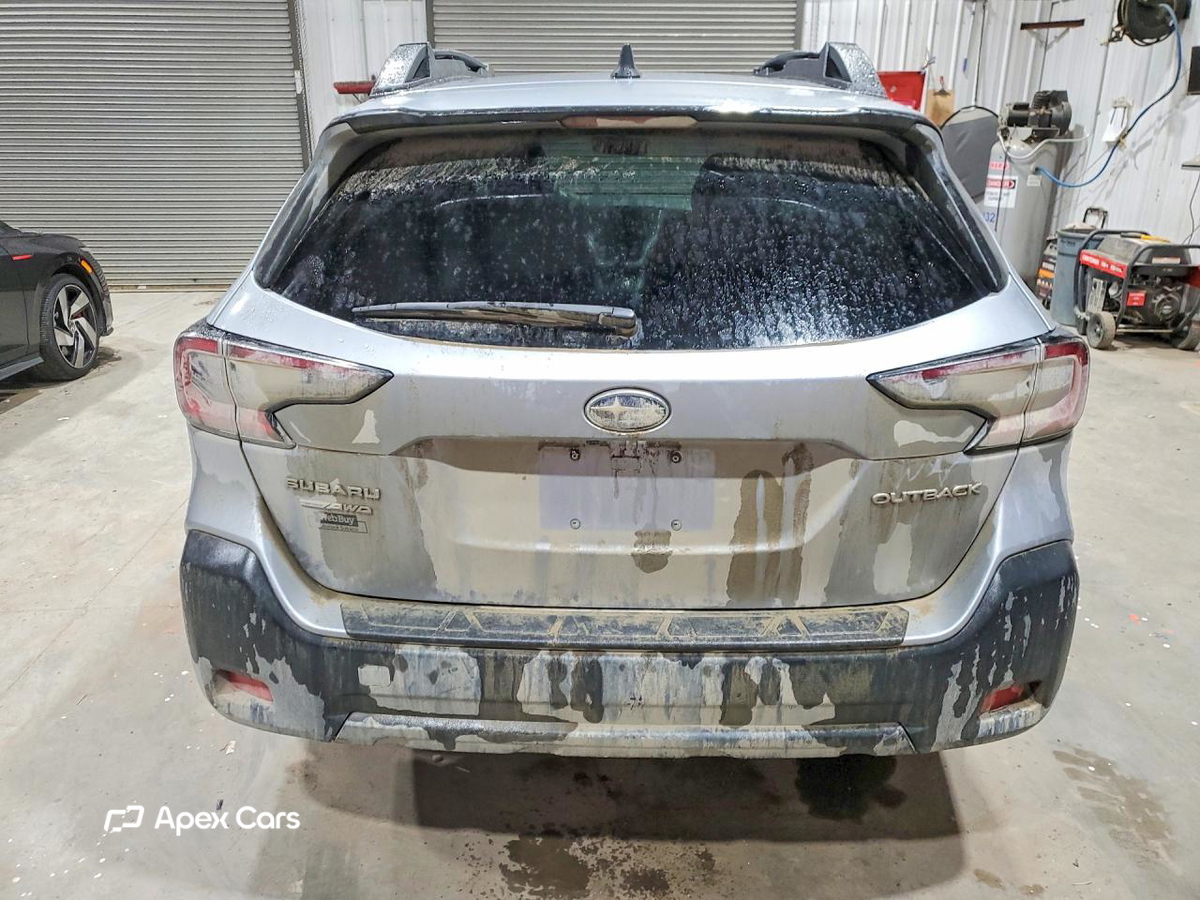 Subaru Outback 2025