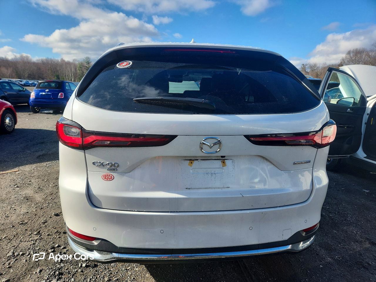 Mazda CX-90 2024