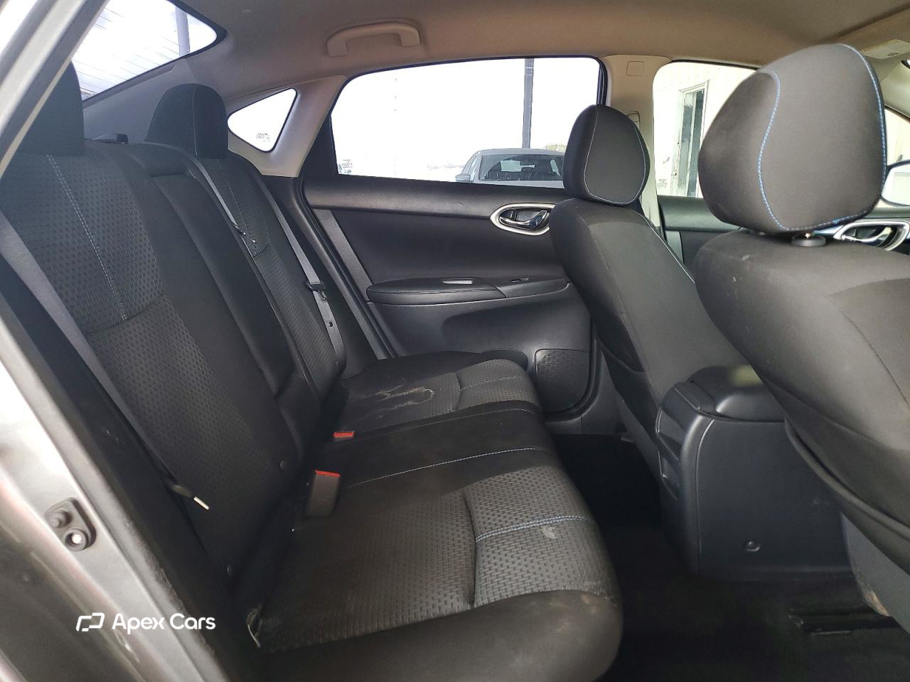 Nissan Sentra 2016
