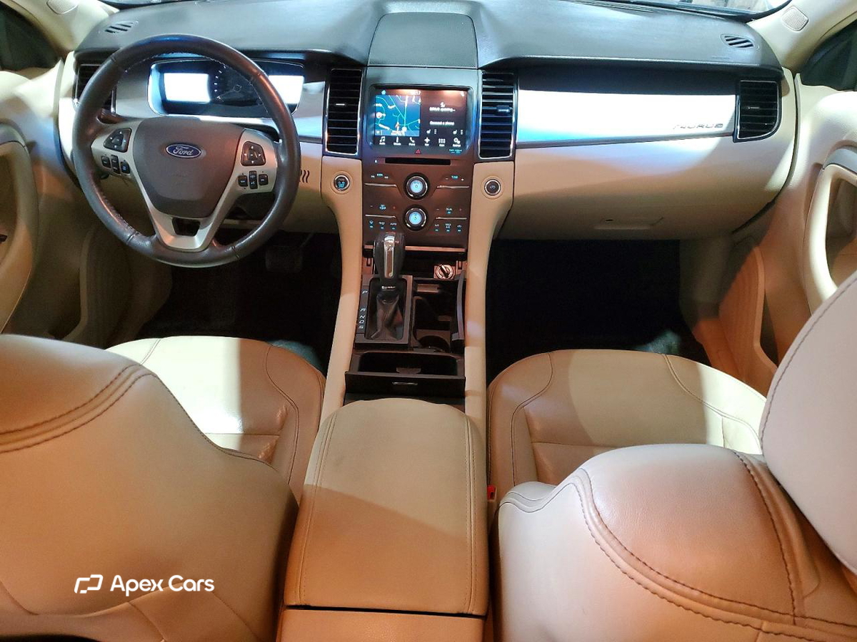 Ford Taurus 2016