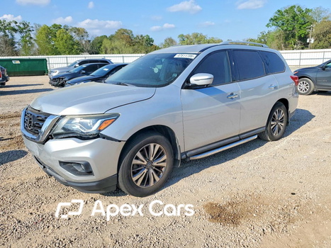 Nissan Pathfinder 2017 - Image 1 of 12