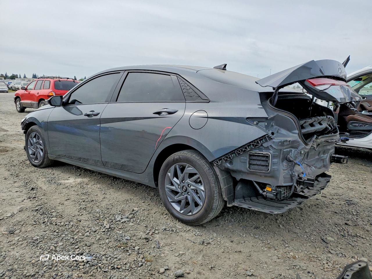 Hyundai Elantra 2024