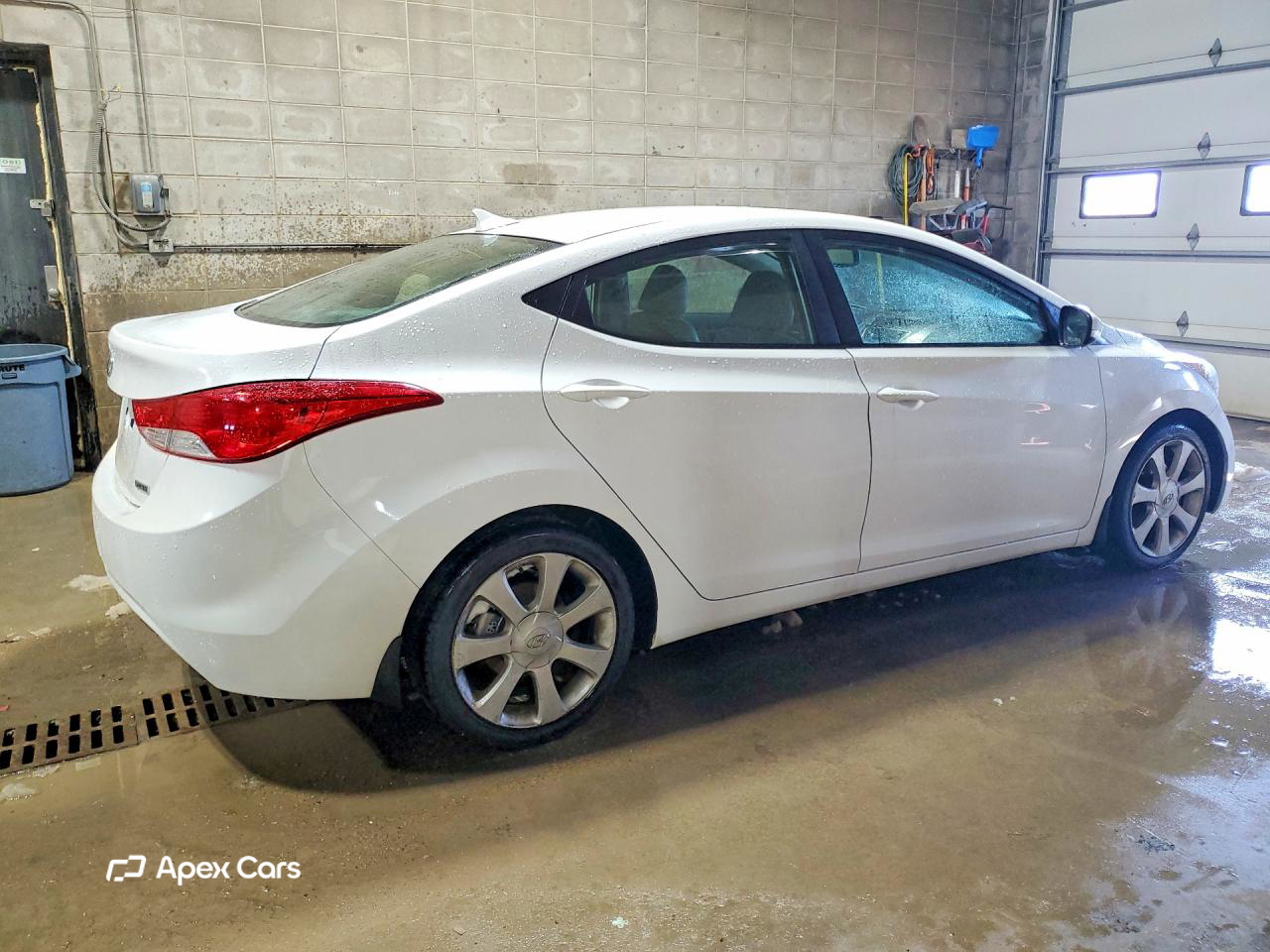 Hyundai Elantra 2013