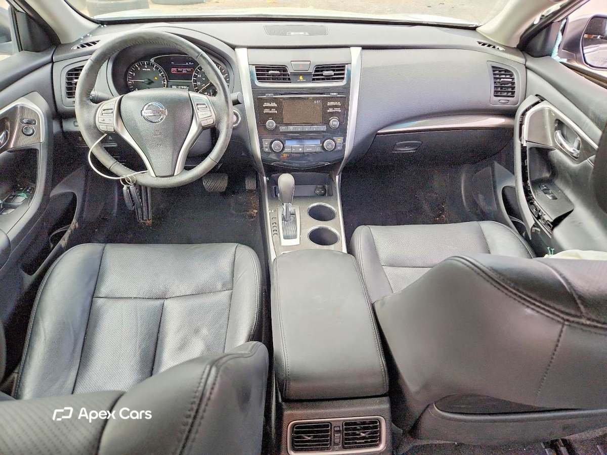 Nissan Altima 2015
