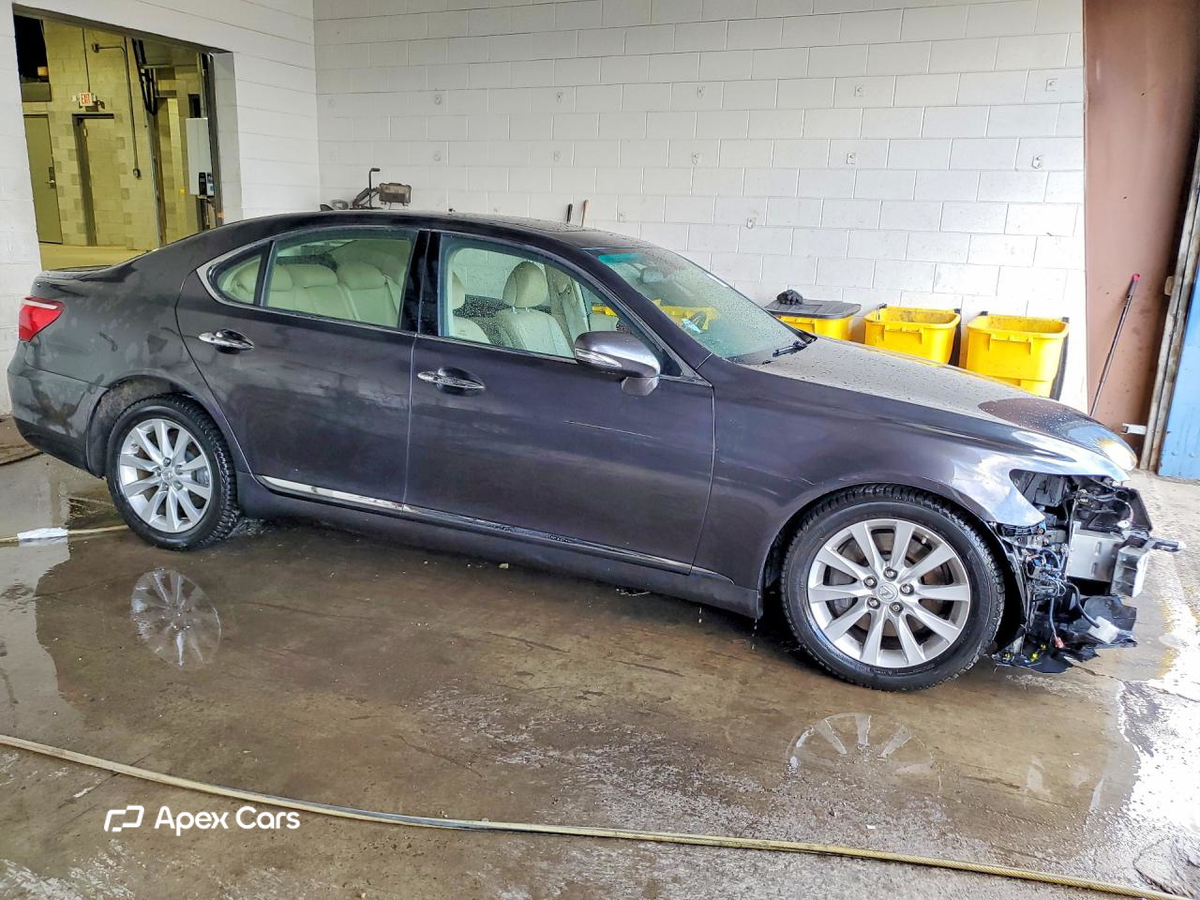 Lexus LS 2010