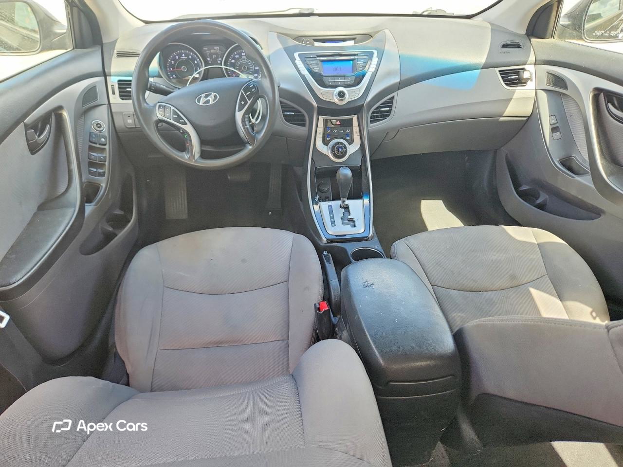 Hyundai Elantra 2011