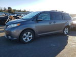 Toyota Sienna 2011