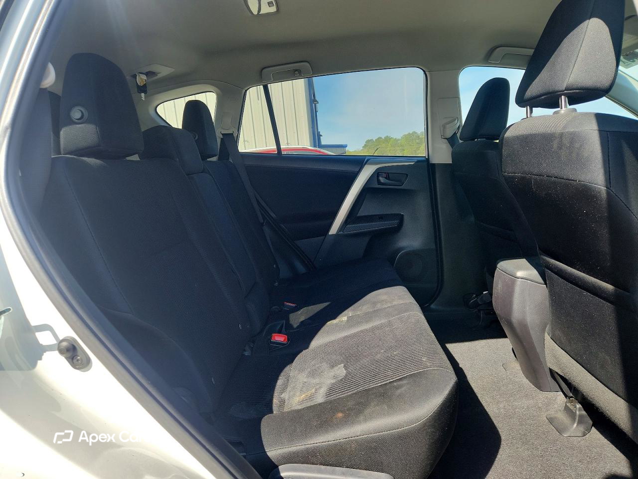 Toyota RAV 4 2015