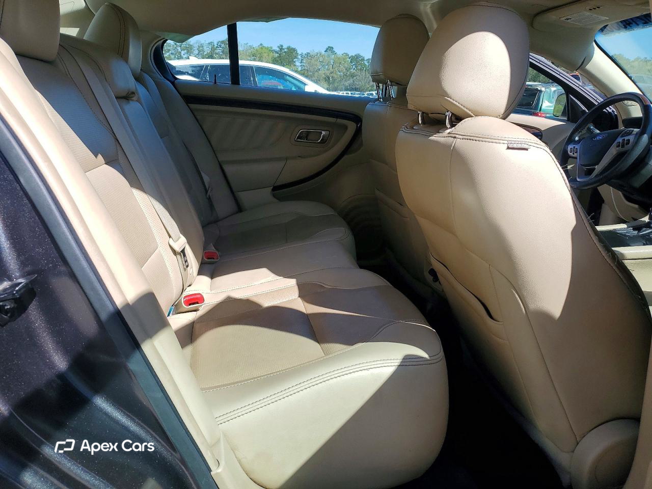 Ford Taurus 2018