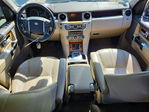 Land Rover LR4 2016