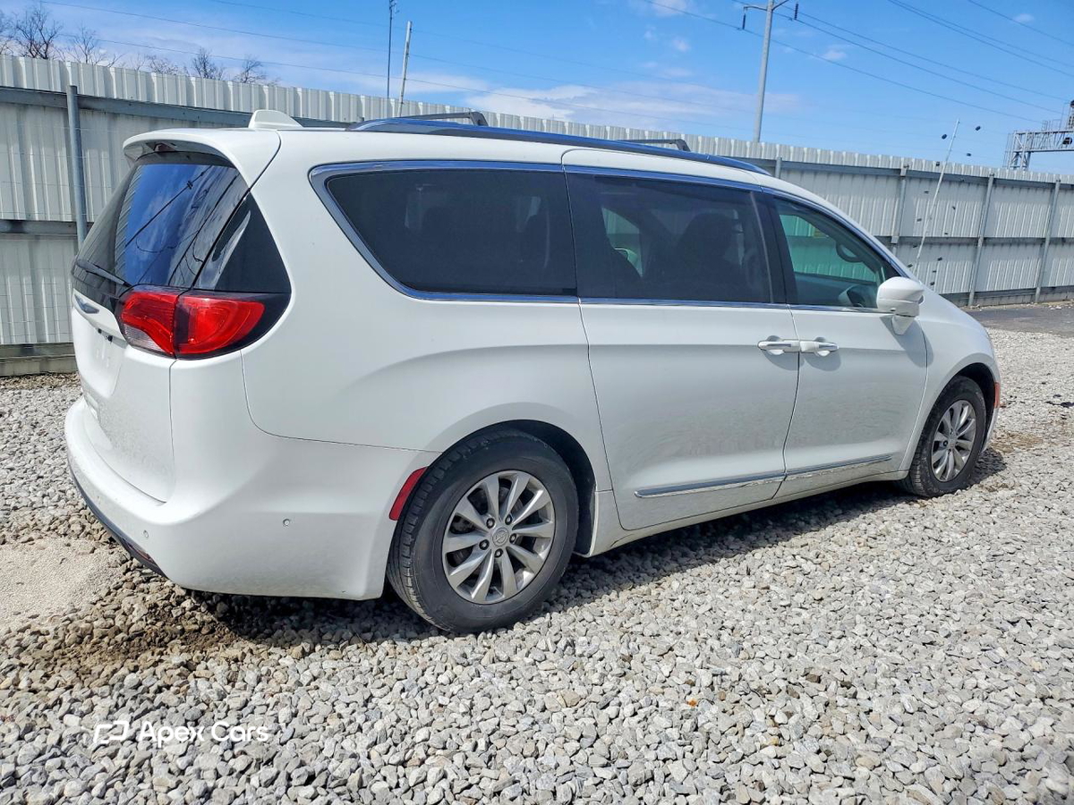 Chrysler Pacifica 2018