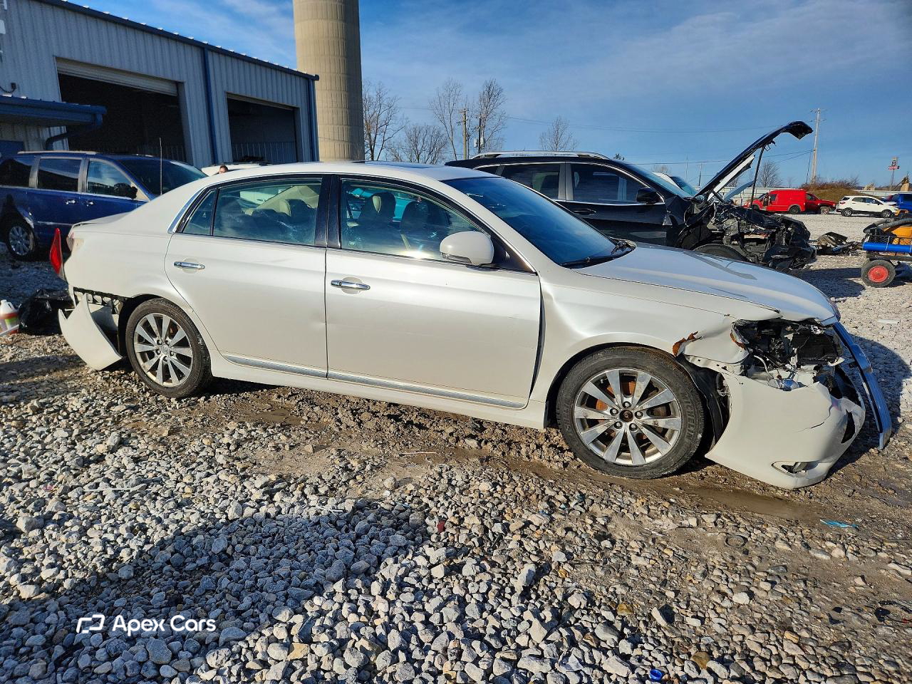 Toyota Avalon 2011