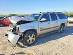 Chevrolet Suburban 2012