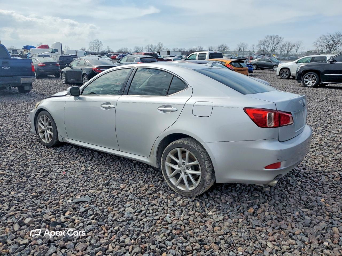 Lexus IS 2011