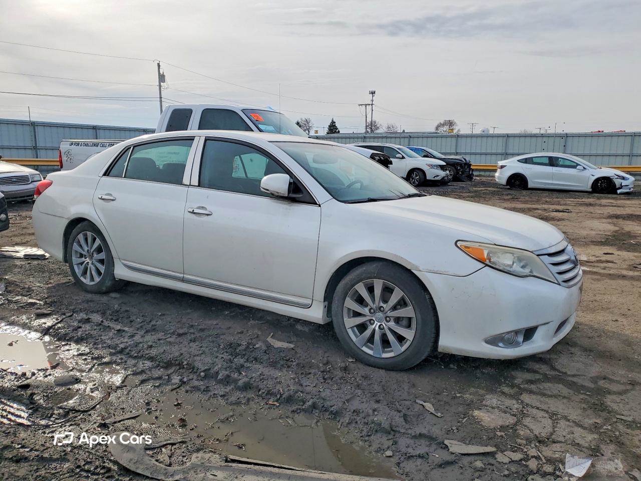 Toyota Avalon 2011