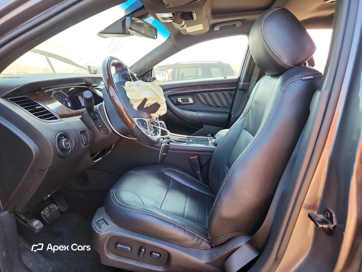 Ford Taurus 2014