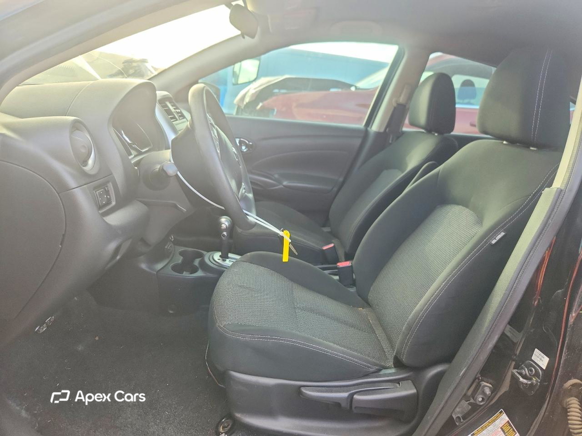 Nissan Versa 2018