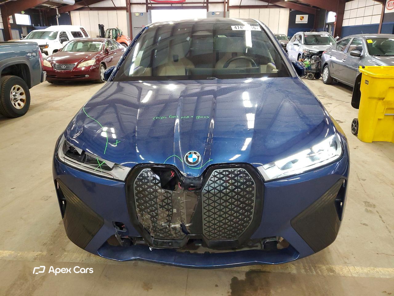 BMW iX 2025
