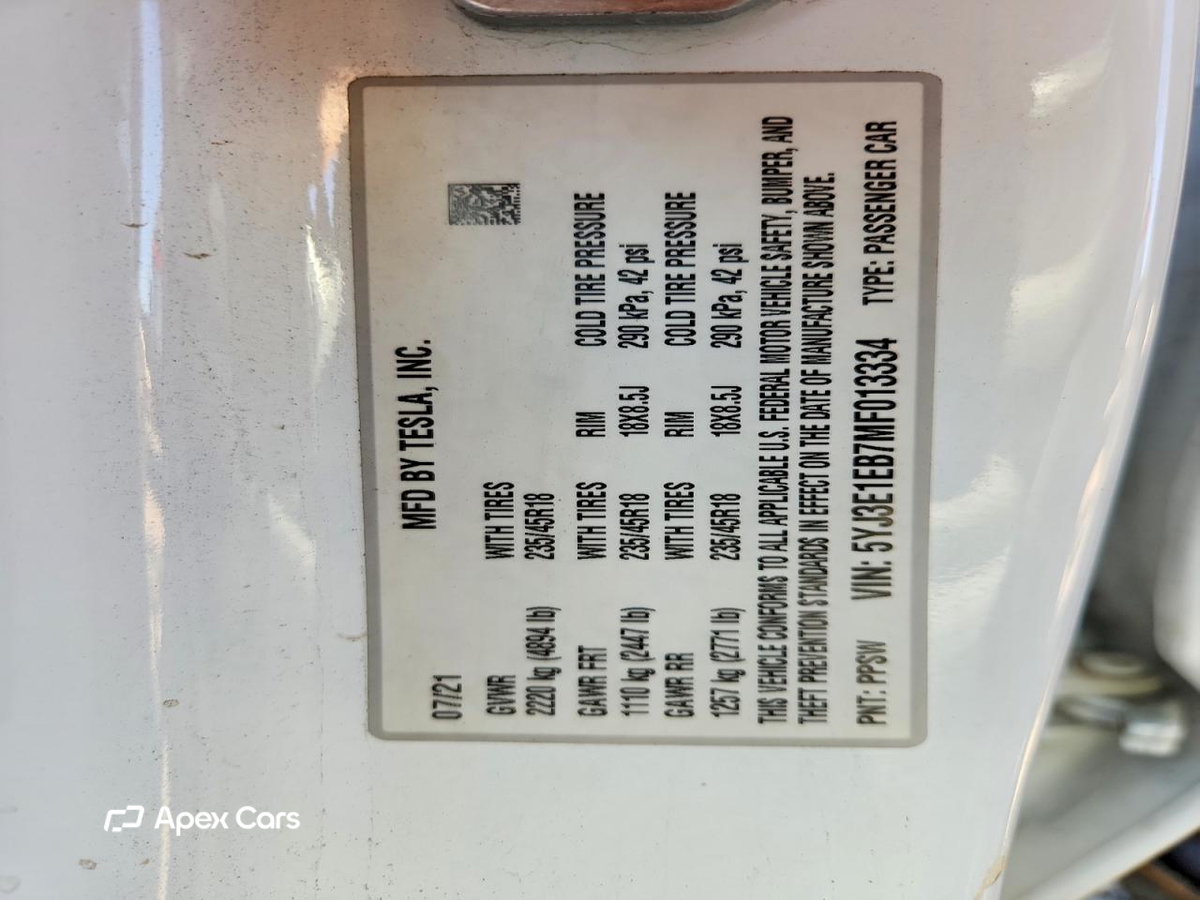 Tesla Model 3 2021