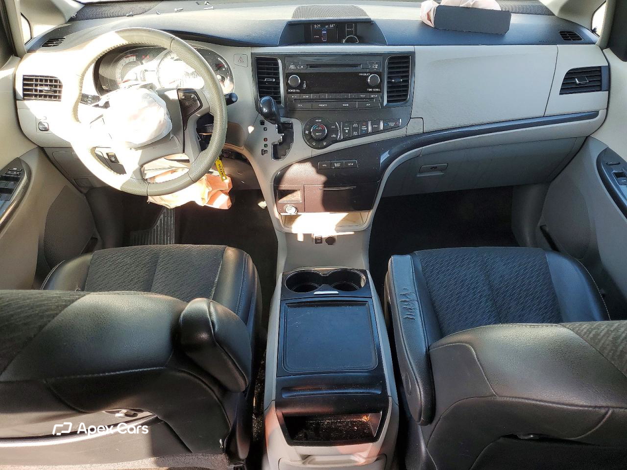 Toyota Sienna 2014