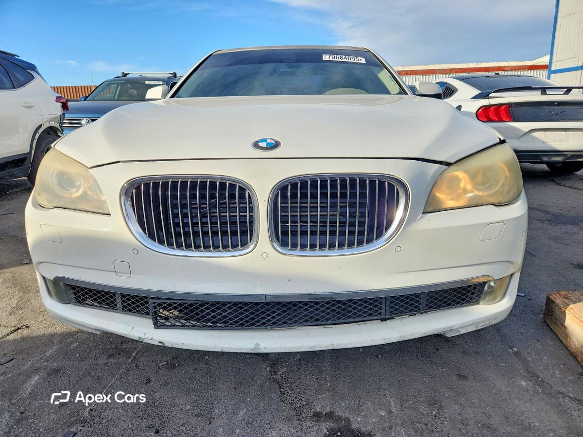 BMW Series 7 2010