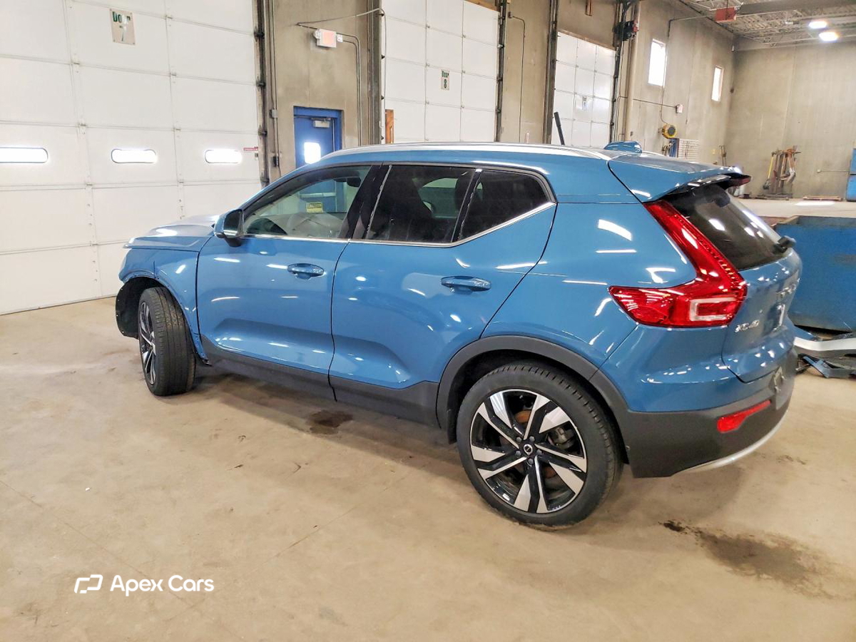 Volvo XC40 2024