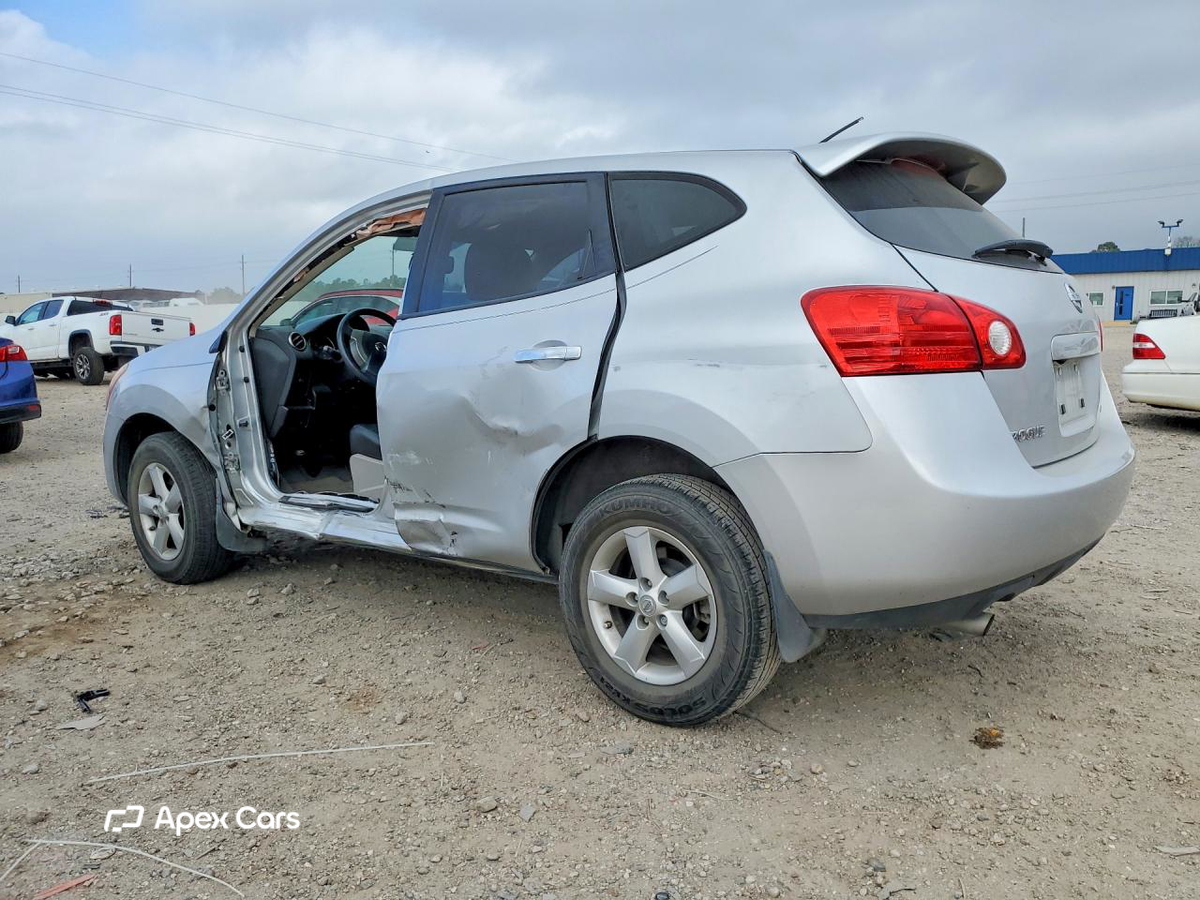 Nissan Rogue 2010