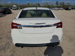 Chrysler 200 2011
