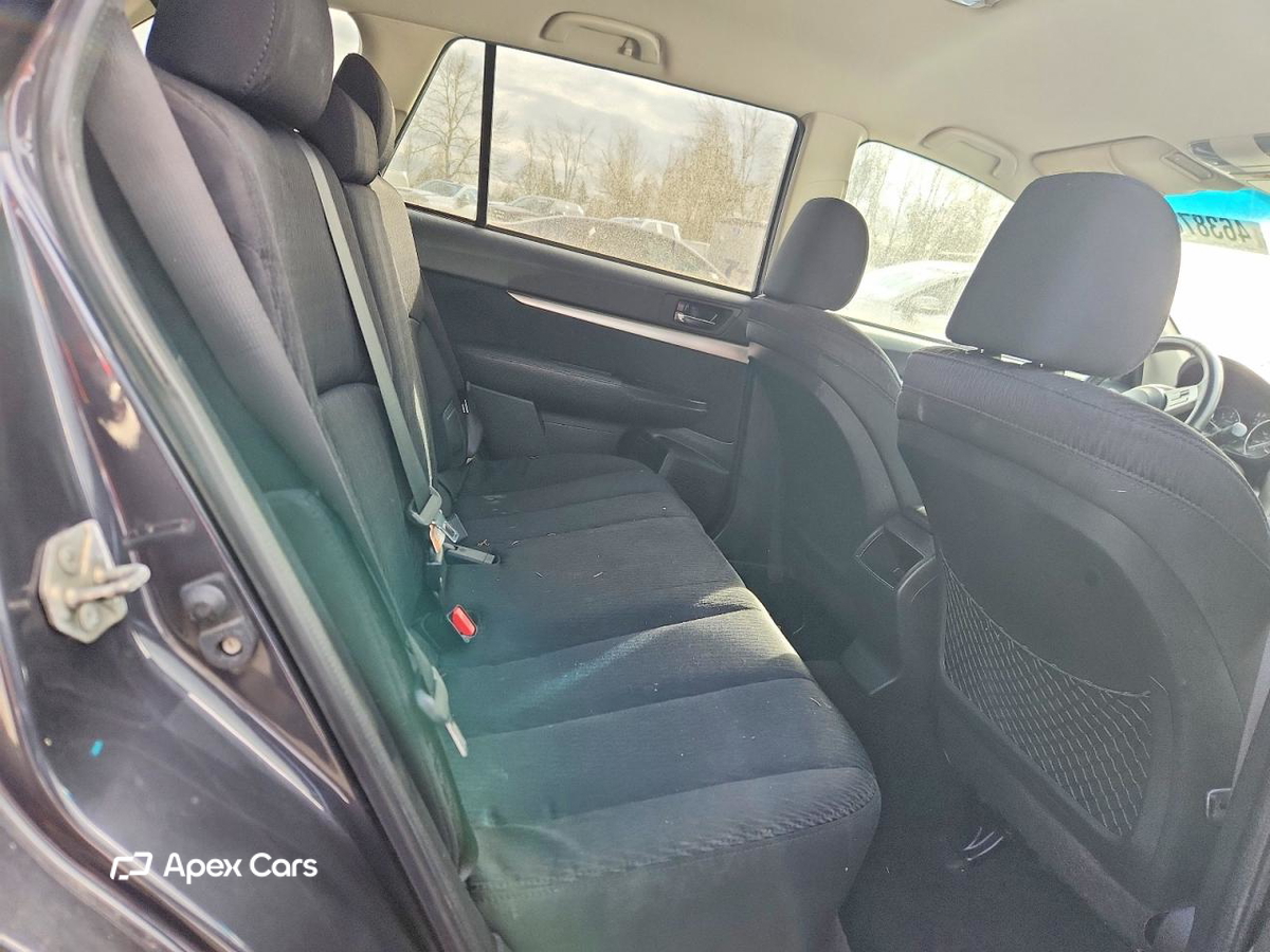 Subaru Outback 2011