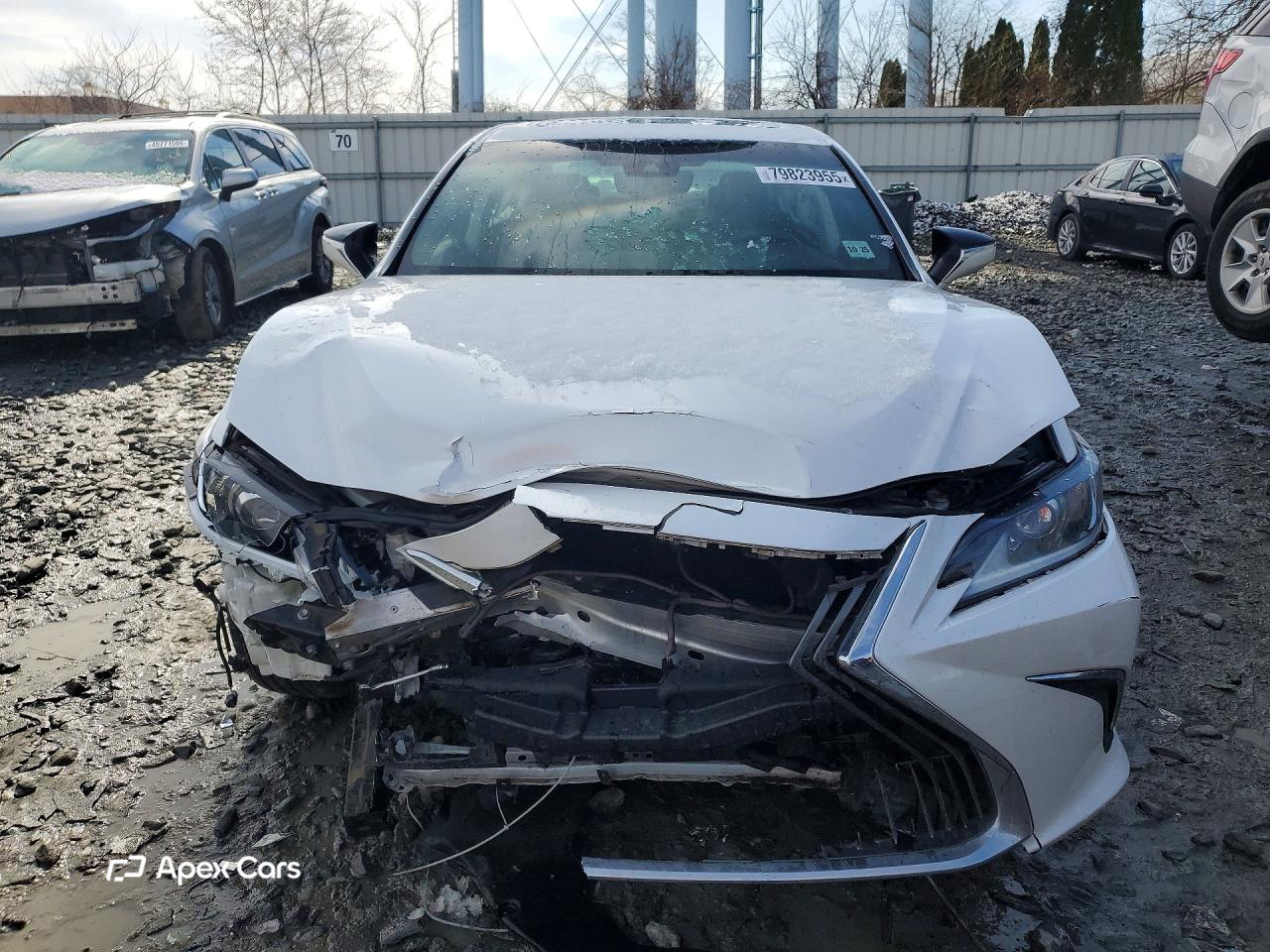 Lexus ES 2020